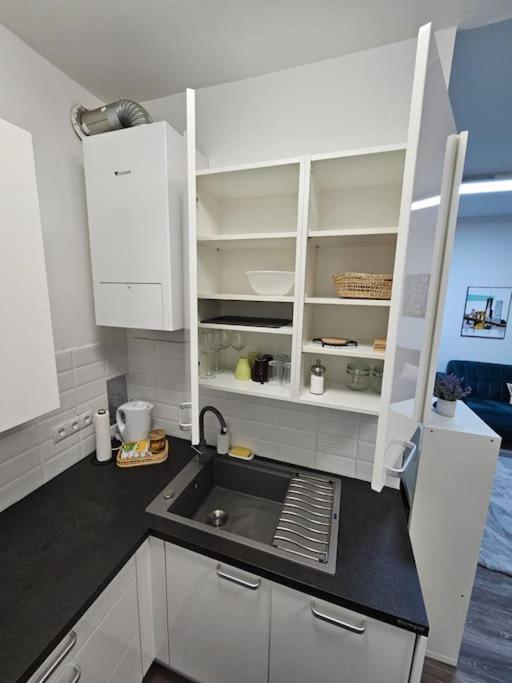 Affordable Suite In Vienna'S Hotpoint ภายนอก รูปภาพ