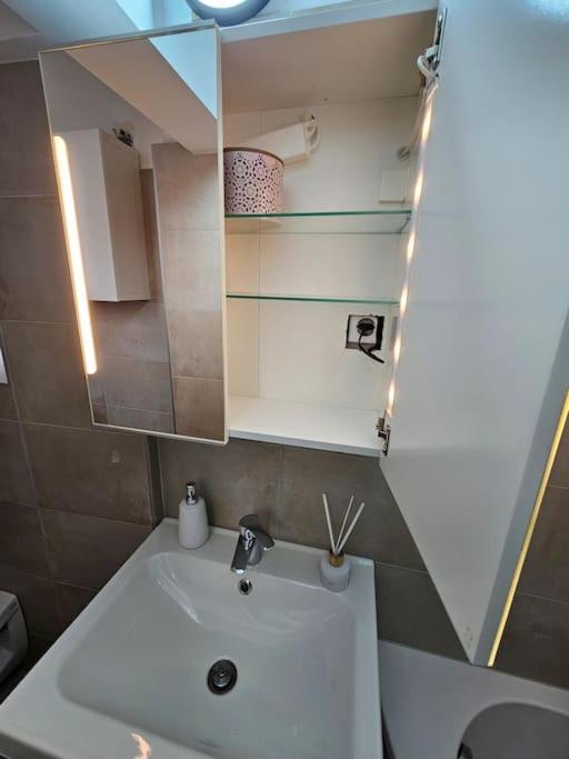 Affordable Suite In Vienna'S Hotpoint ภายนอก รูปภาพ